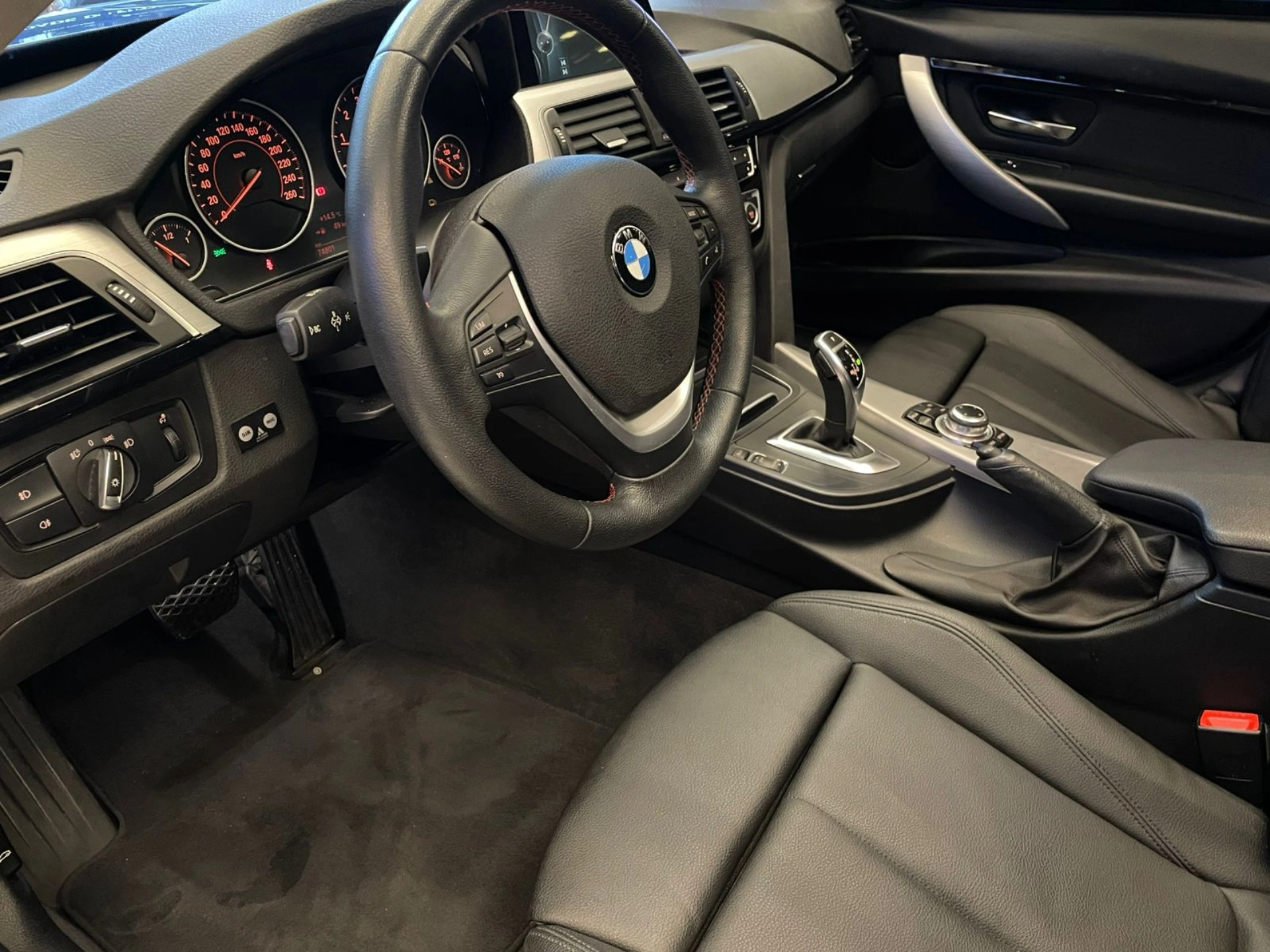 bmw 320I 2.0 SPORT GP 16V TURBO ACTIVE FLEX 4P AUTOMÁTICO 2017