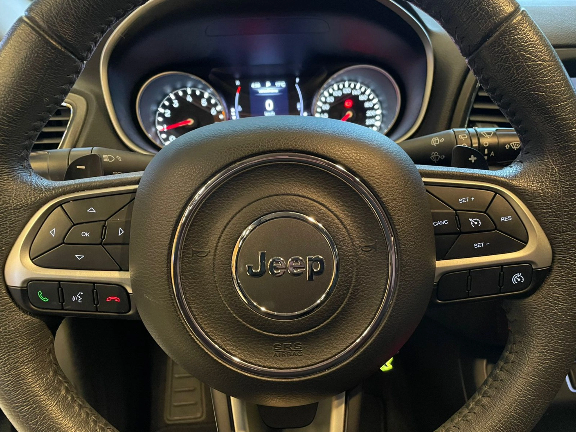 jeep COMPASS 2.0 16V FLEX LONGITUDE AUTOMÁTICO 2018