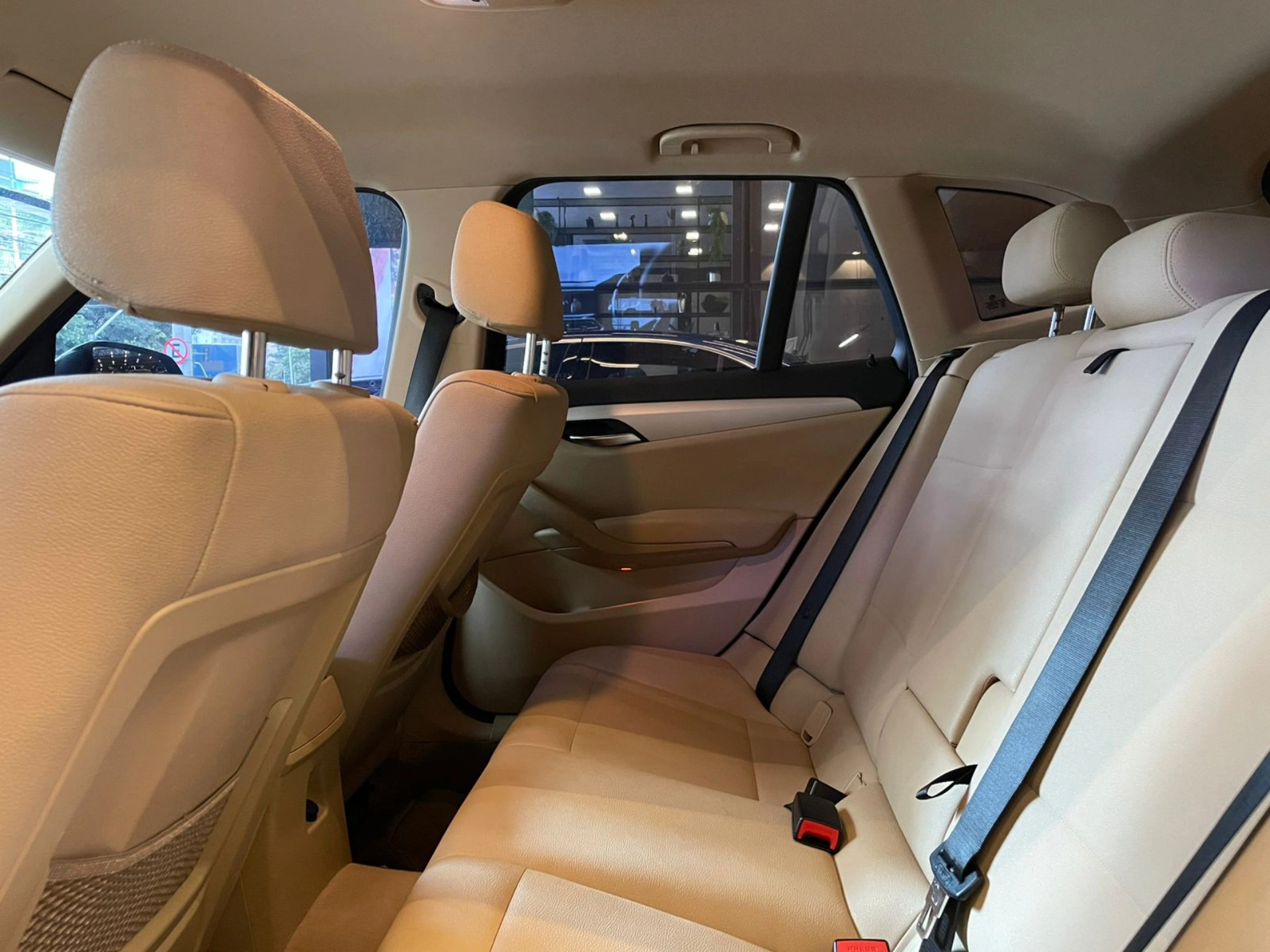 bmw X1 2.0 16V GASOLINA SDRIVE18I 4P AUTOMÁTICO 2014