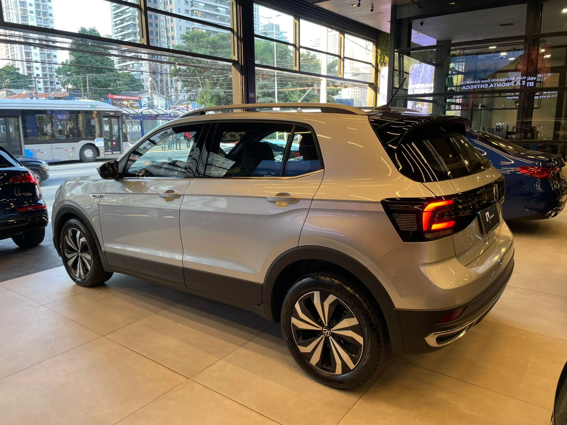 volkswagen T-CROSS 1.4 250 TSI TOTAL FLEX HIGHLINE AUTOMÁTICO 2022