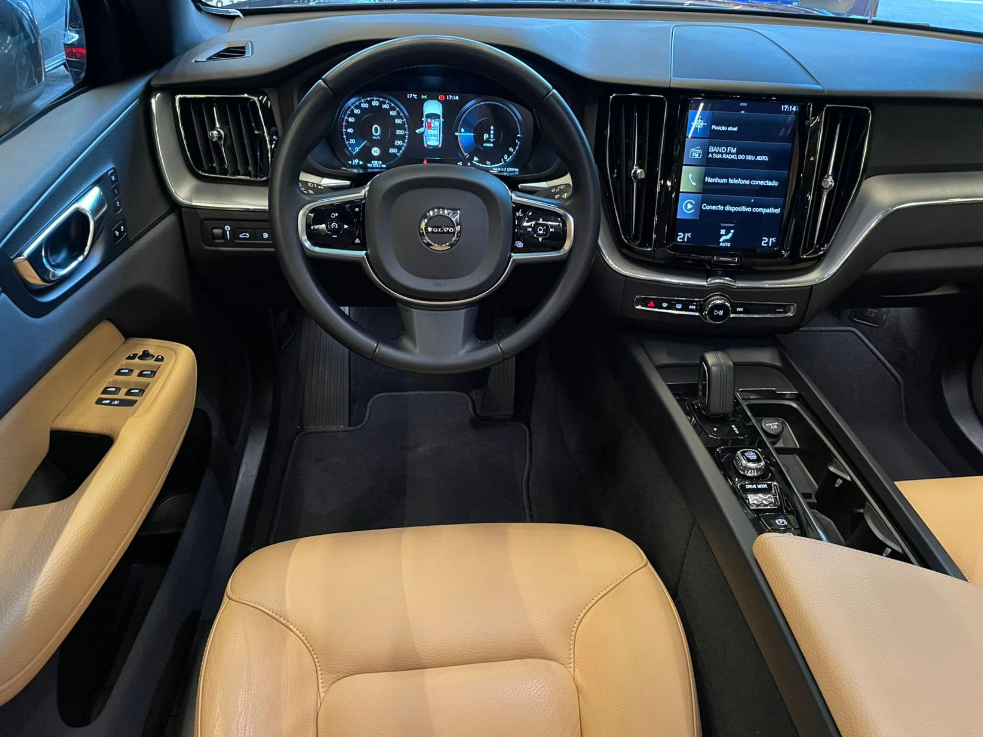 volvo XC60 2.0 T8 HYBRID MOMENTUM AWD GEARTRONIC 2020