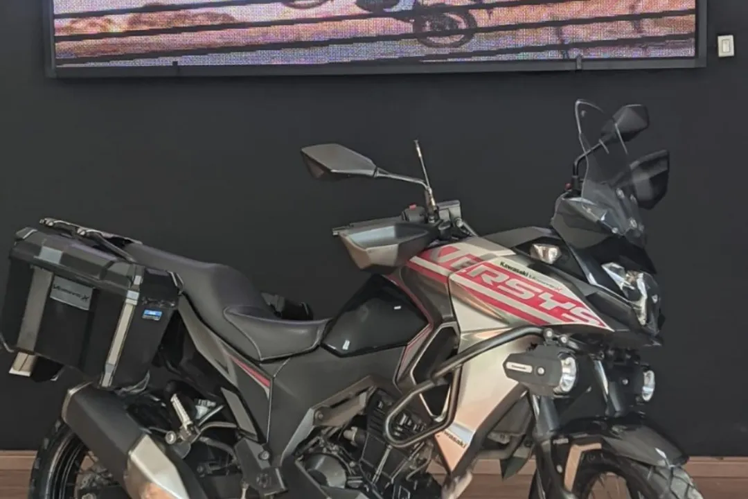 VERSYS-X 300