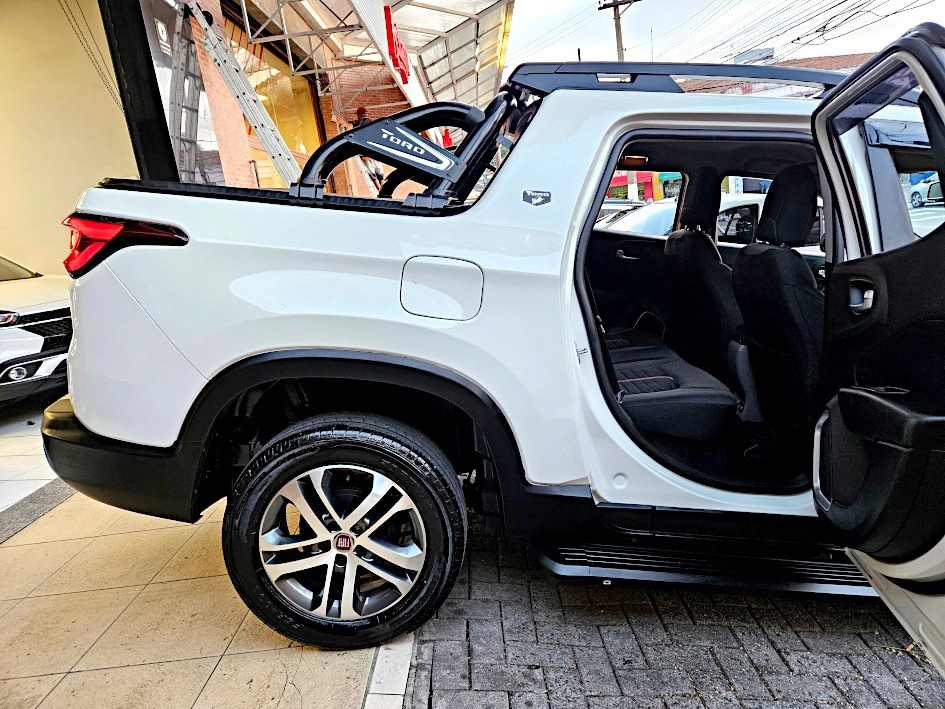 fiat TORO 2.4 16V MULTIAIR FLEX FREEDOM AT9 2018