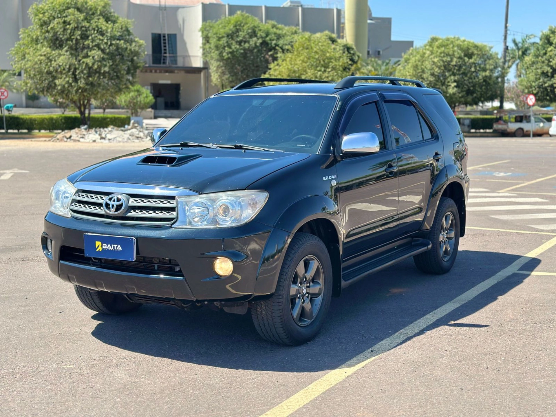 TOYOTA HILUX SW4 - Imagem 2