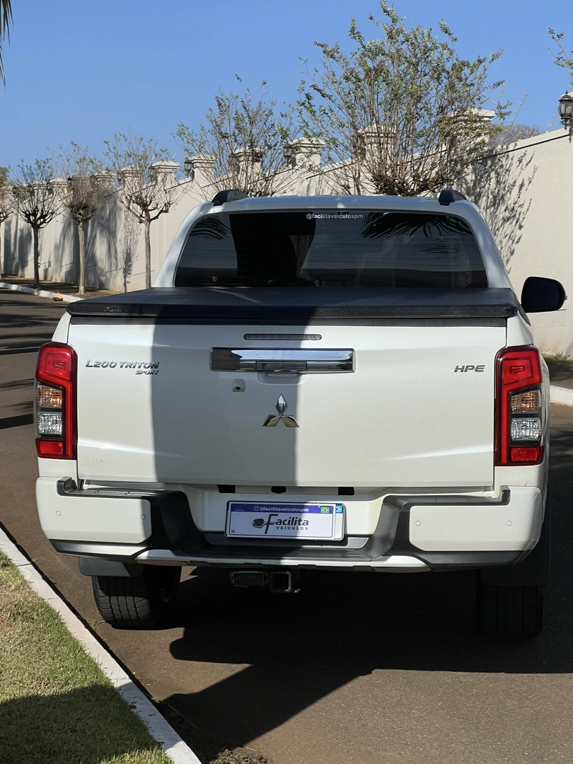 thumb de MITSUBISHI L200 TRITON 2.4 16V TURBO DIESEL SPORT HPE CD 4P 4X4 AUTOMÁTICO