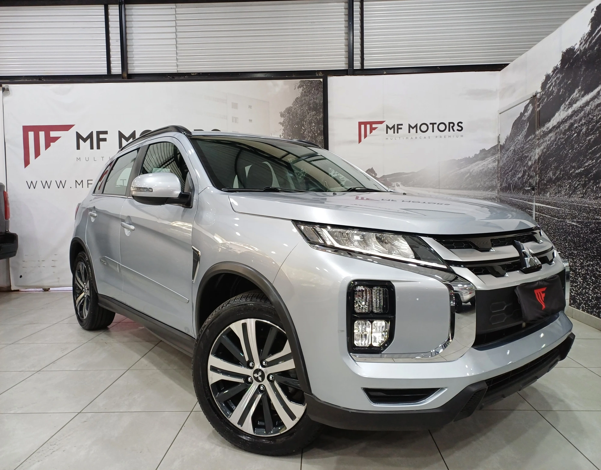 OUTLANDER SPORT