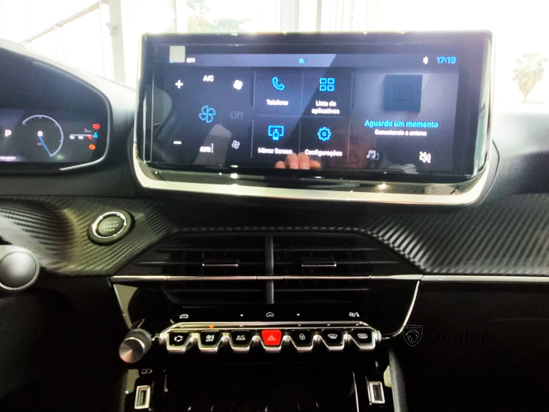 PEUGEOT-2008-1.0 TURBO 200 FLEX ALLURE CVT