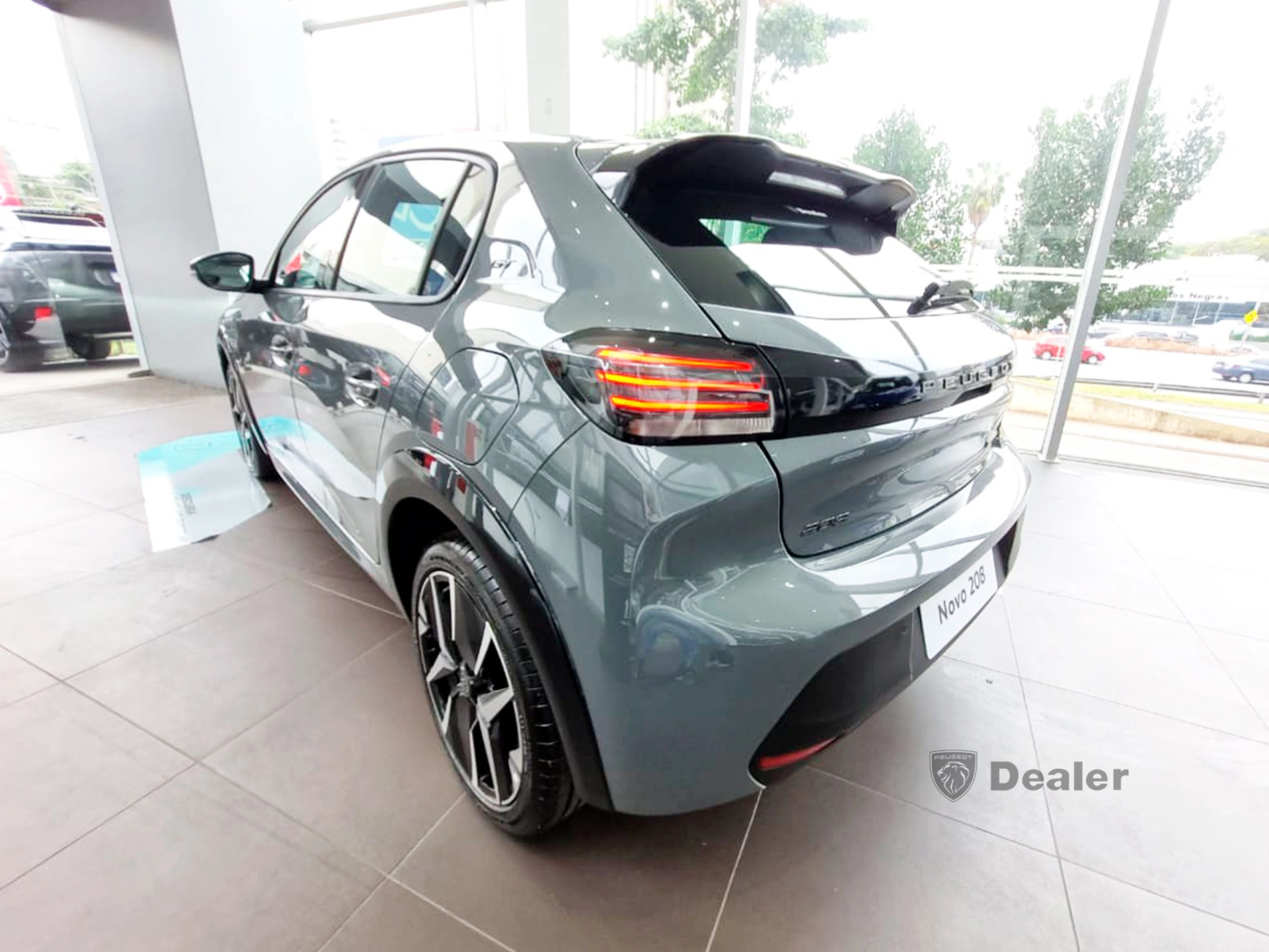 PEUGEOT-208-1.0 TURBO 200 FLEX GT CVT