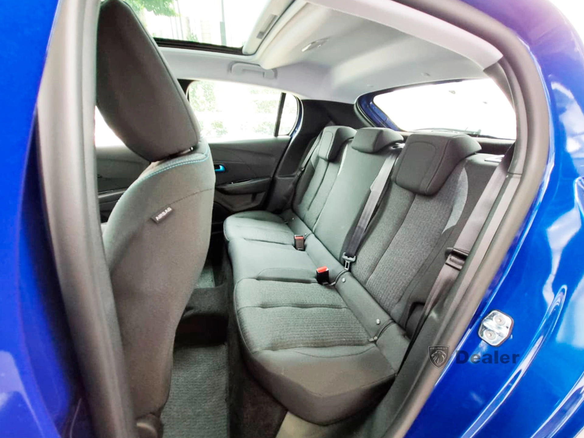PEUGEOT-208-1.0 FIREFLY FLEX STYLE MANUAL