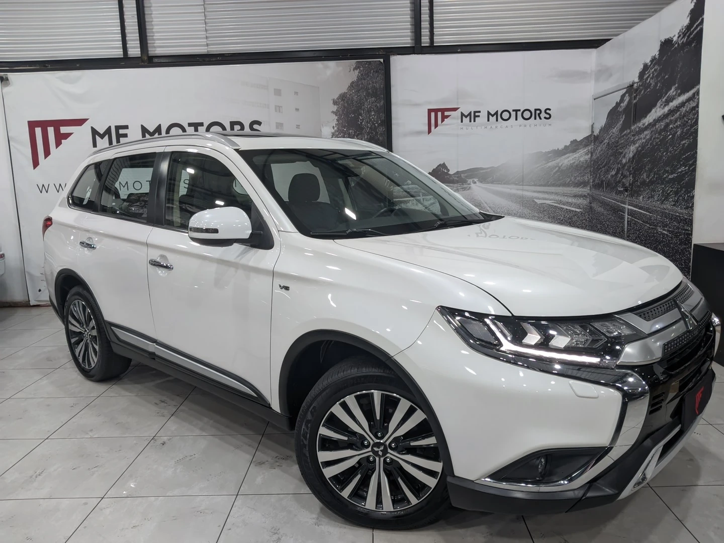 OUTLANDER