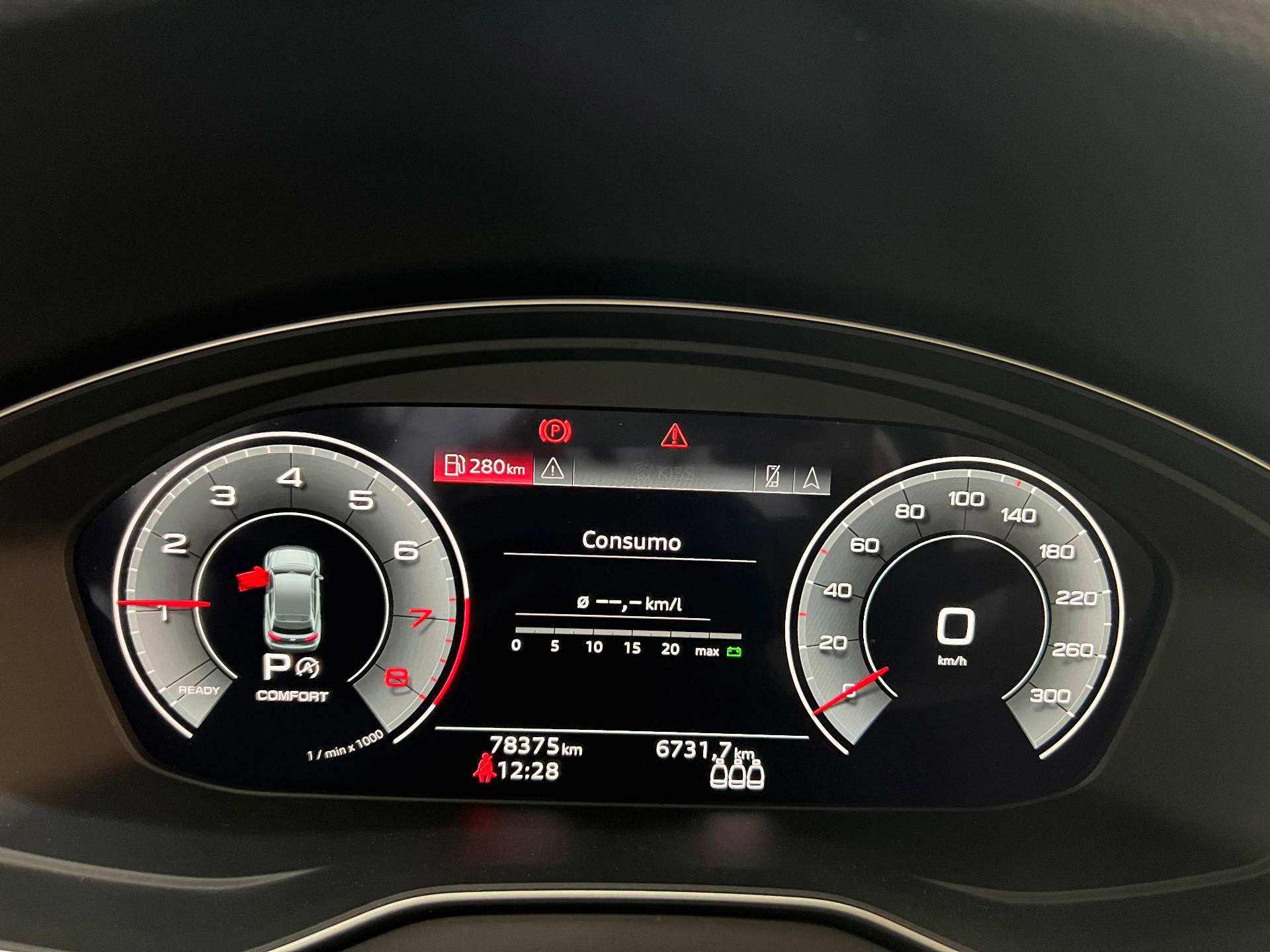 AUDI Q5 - 2.0 45 TFSI GASOLINA S LINE BLACK QUATTRO S TRONIC