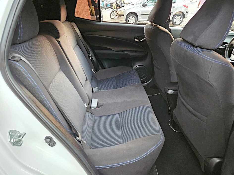 toyota YARIS 1.5 16V FLEX XL PLUS CONNECT MULTIDRIVE 2022