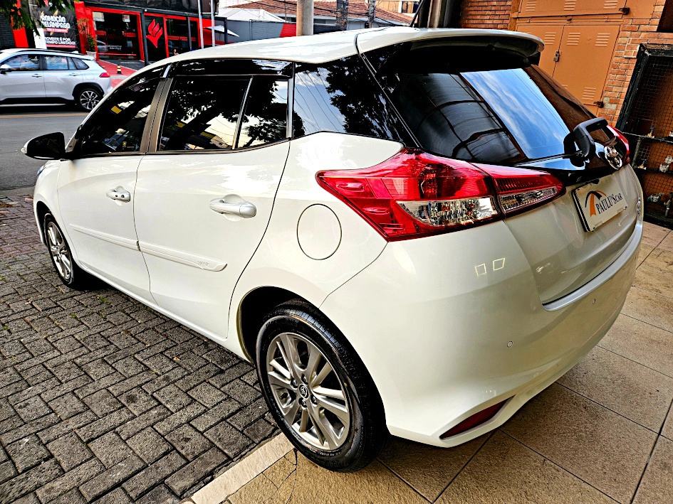 toyota YARIS 1.5 16V FLEX XL PLUS CONNECT MULTIDRIVE 2022