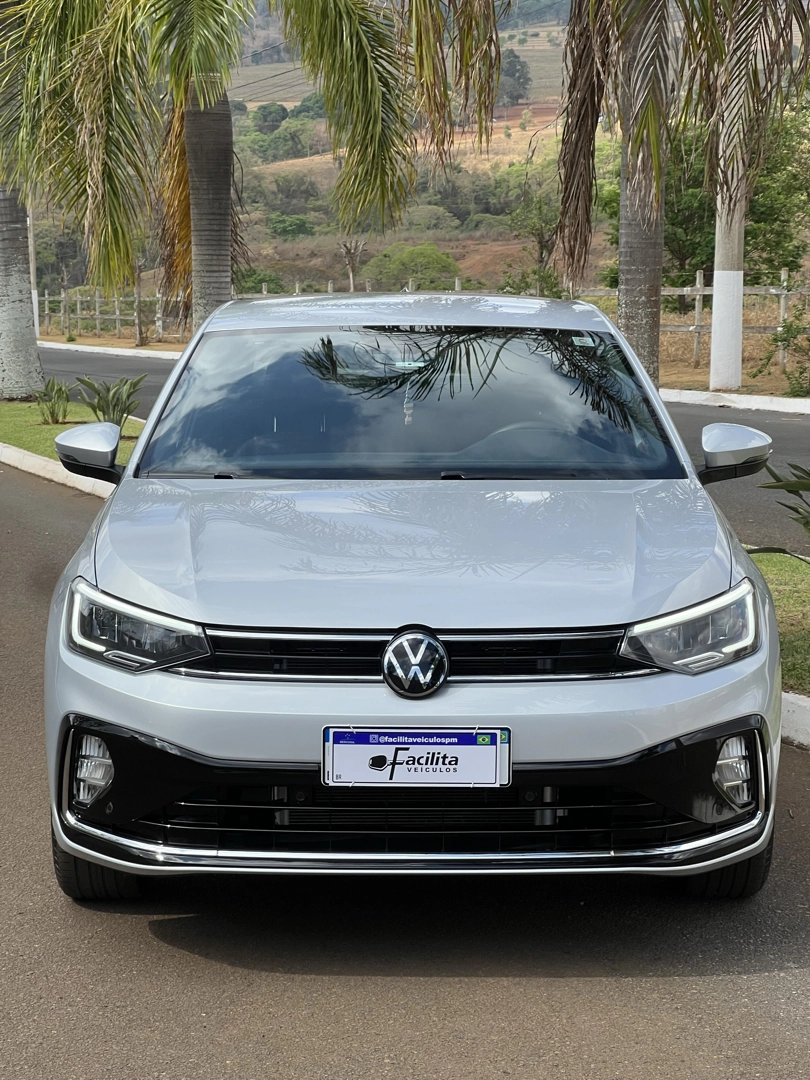 VOLKSWAGEN VIRTUS 1.0 200 TSI HIGHLINE AUTOMÁTICO