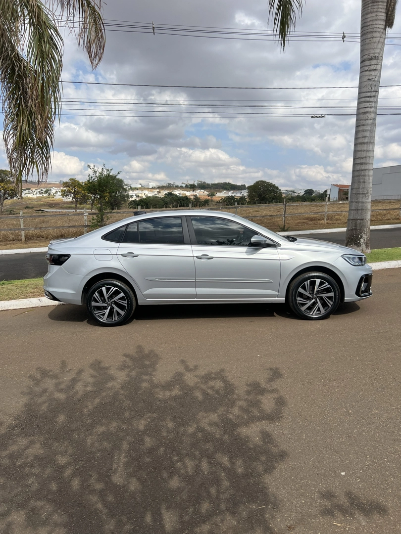 VOLKSWAGEN VIRTUS 1.0 200 TSI HIGHLINE AUTOMÁTICO