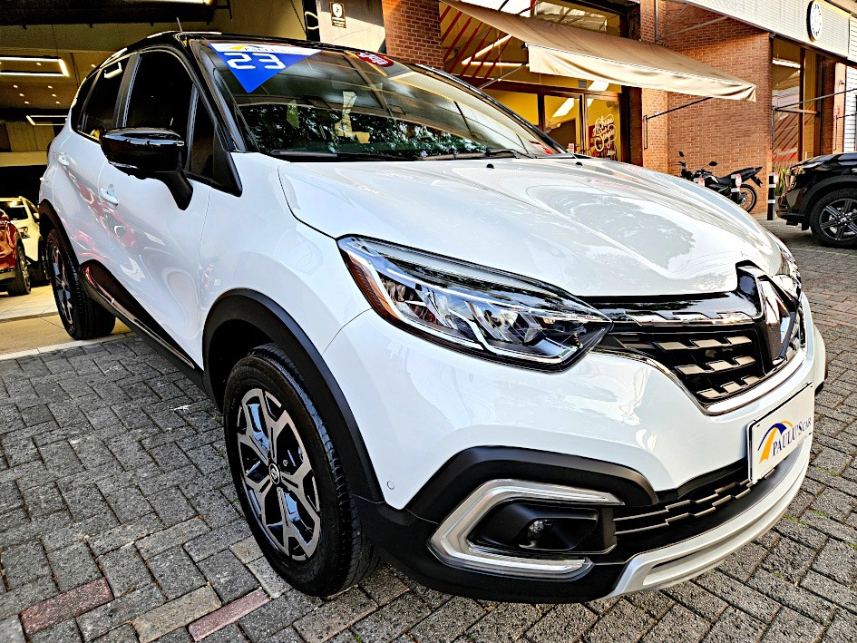 renault CAPTUR 1.3 TCE FLEX ICONIC X-TRONIC 2023
