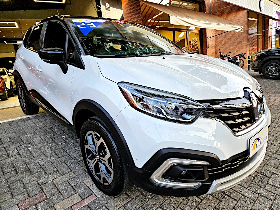 renault CAPTUR 1.3 TCE FLEX ICONIC X-TRONIC 2023