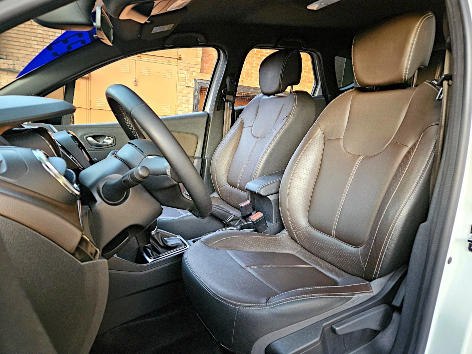renault CAPTUR 1.3 TCE FLEX ICONIC X-TRONIC 2023