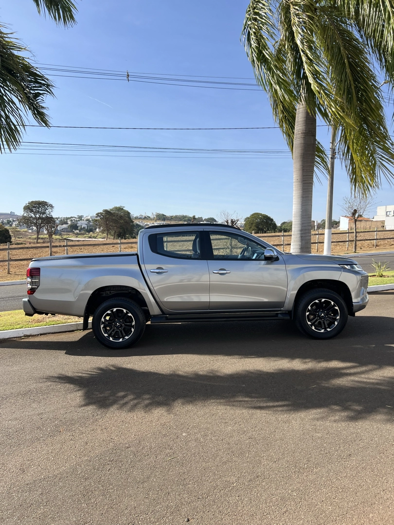 thumb de MITSUBISHI L200 TRITON 2.4 16V TURBO DIESEL SPORT HPE CD 4P 4X4 AUTOMÁTICO
