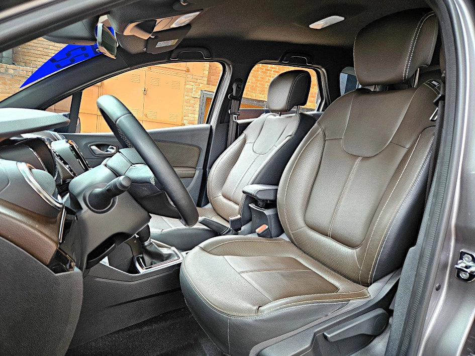 renault CAPTUR 1.3 TCE FLEX ICONIC X-TRONIC 20223