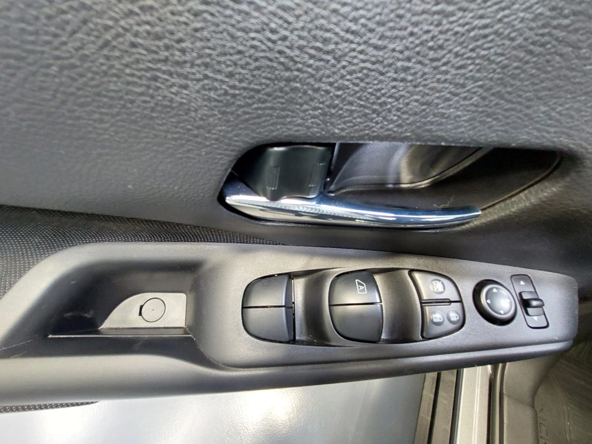 nissan KICKS PLAY 1.6 16V FLEXSTART SENSE XTRONIC 202511