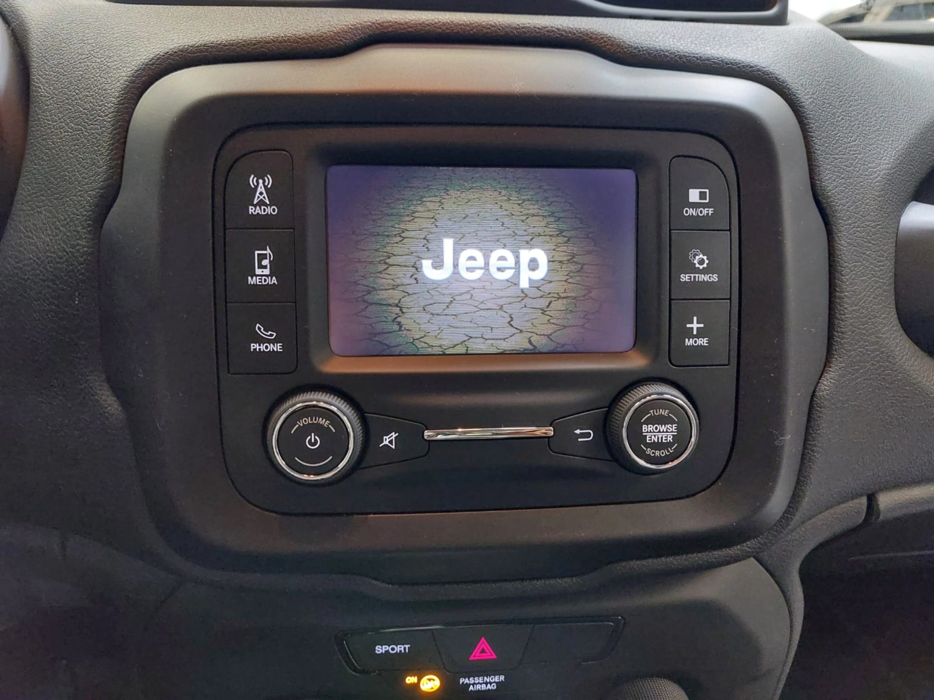 jeep RENEGADE 1.8 16V FLEX SPORT 4P AUTOMÁTICO 201915