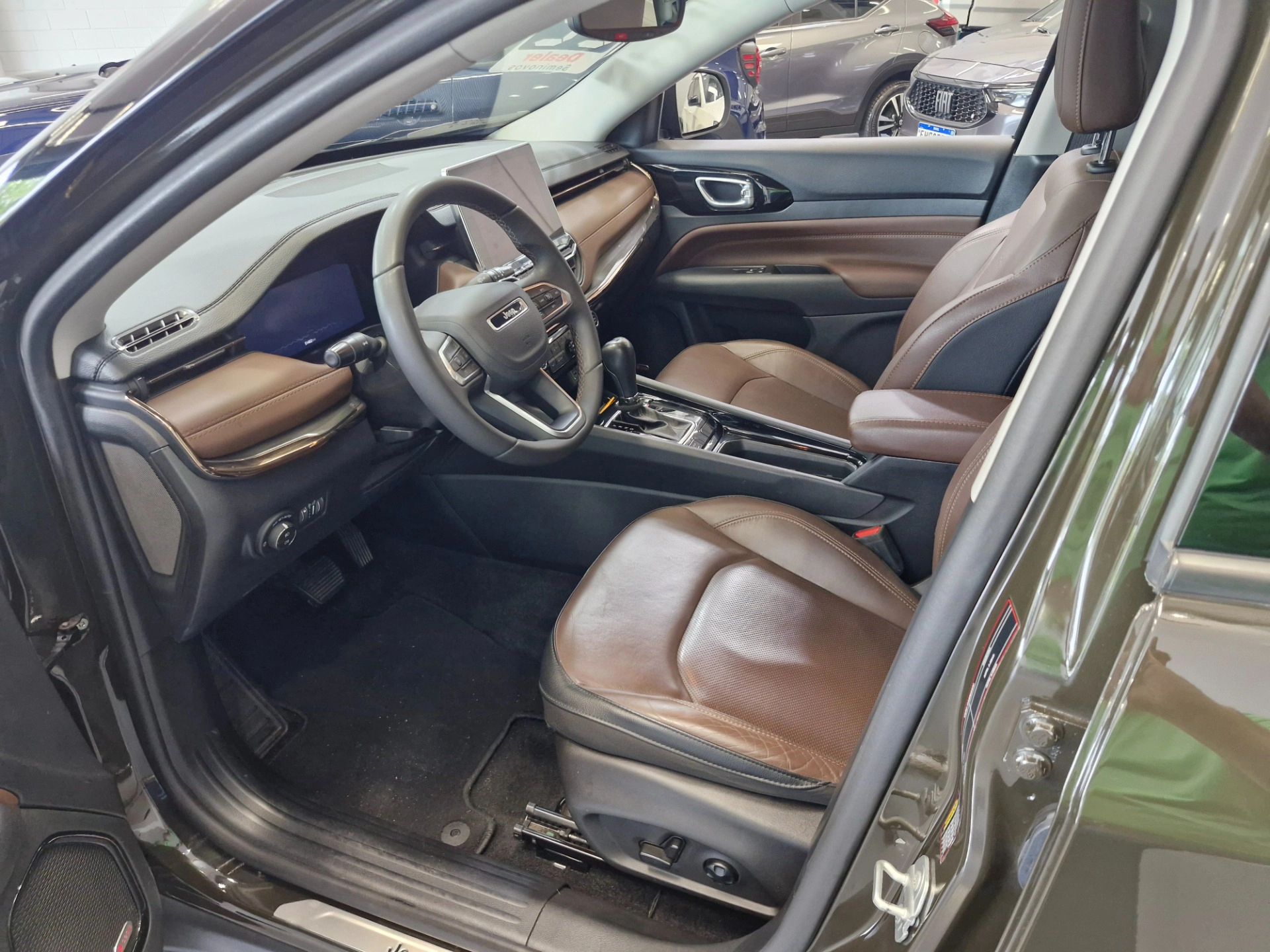 jeep COMPASS 1.3 T270 TURBO FLEX LIMITED AT6 20228