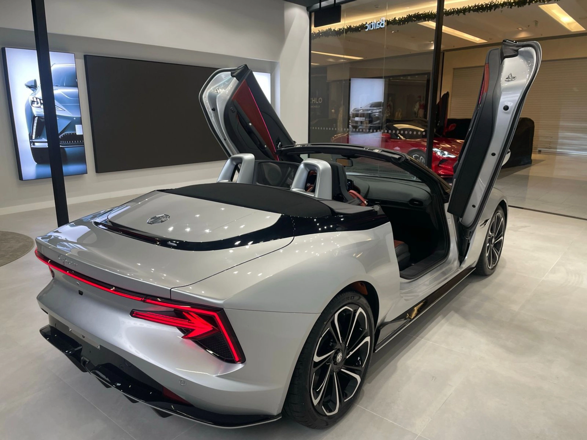 MG-CYBERSTER-77 KW ELÉTRICO GT AWD