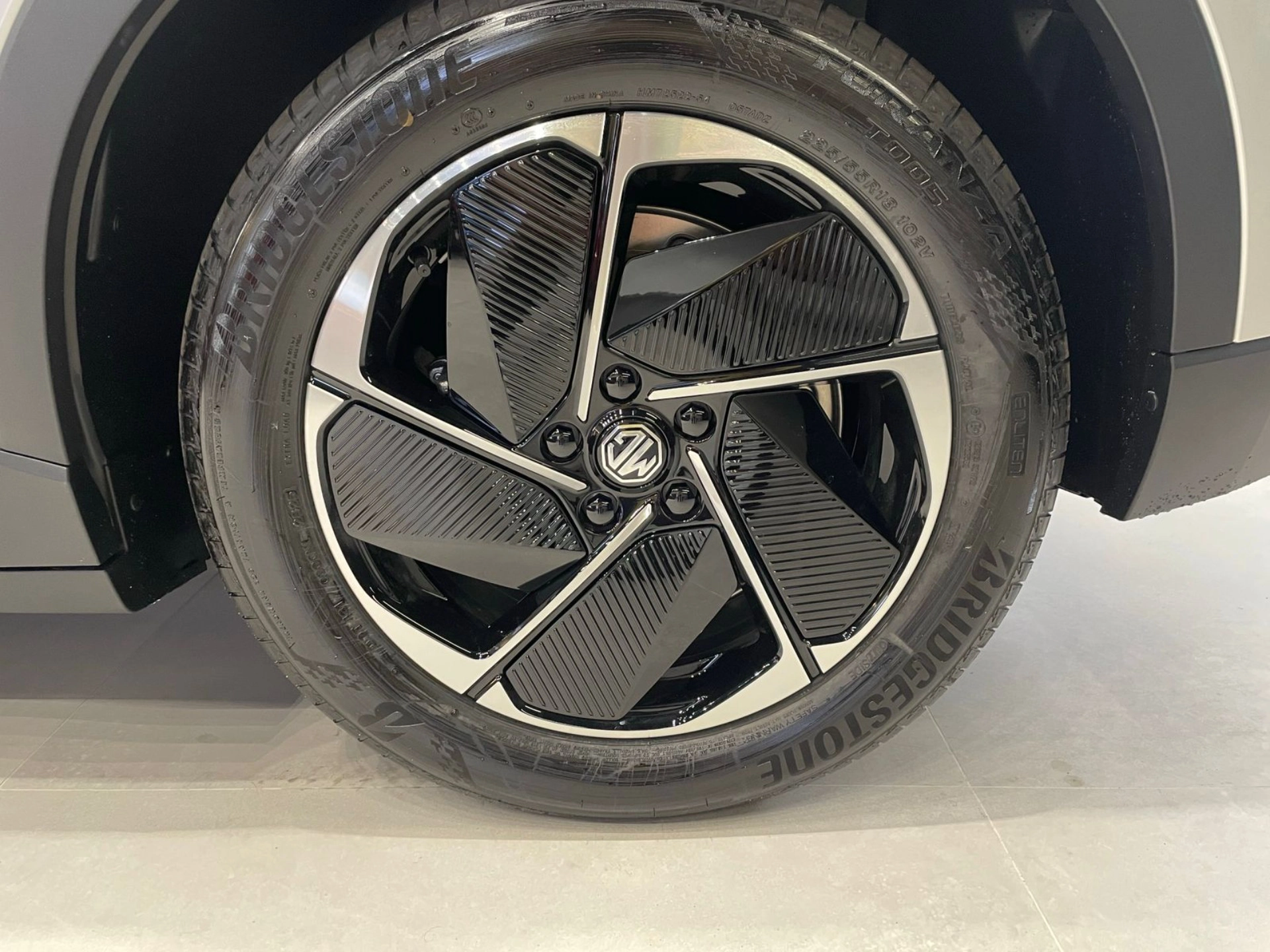 MG-S5-64 KW ELÉTRICO LUXURY