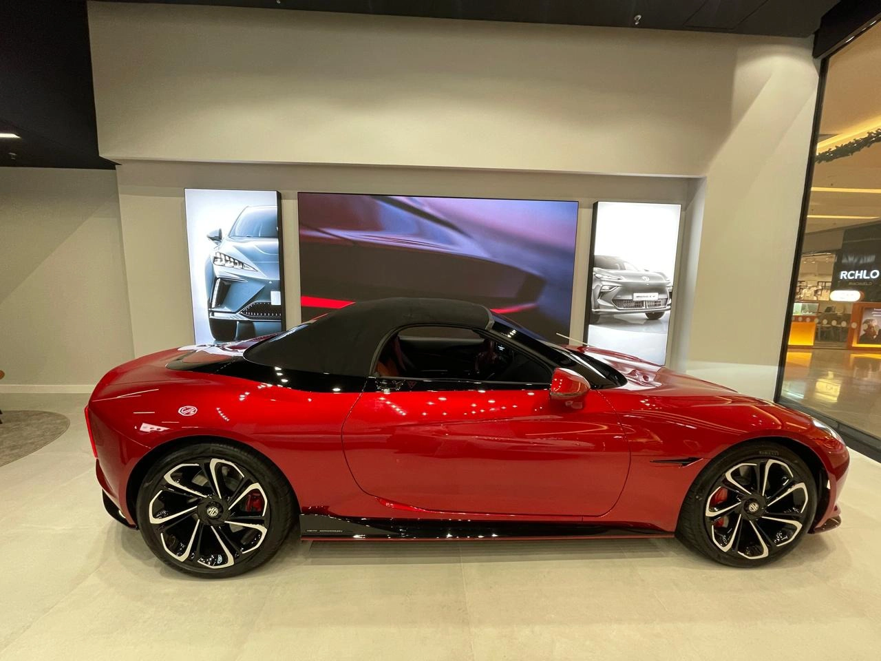 MG-CYBERSTER-77 KW ELÉTRICO GT AWD