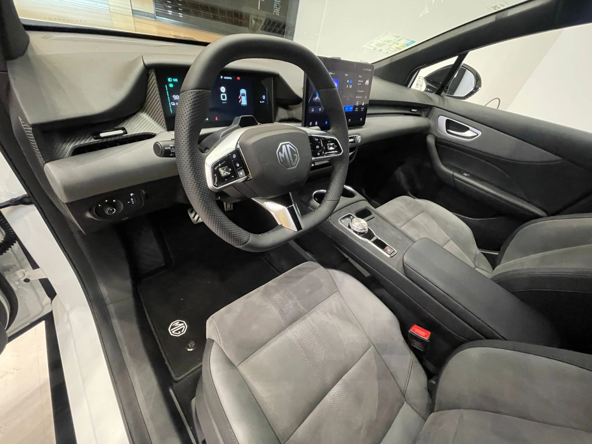 MG-4-64 KW ELÉTRICO X-POWER