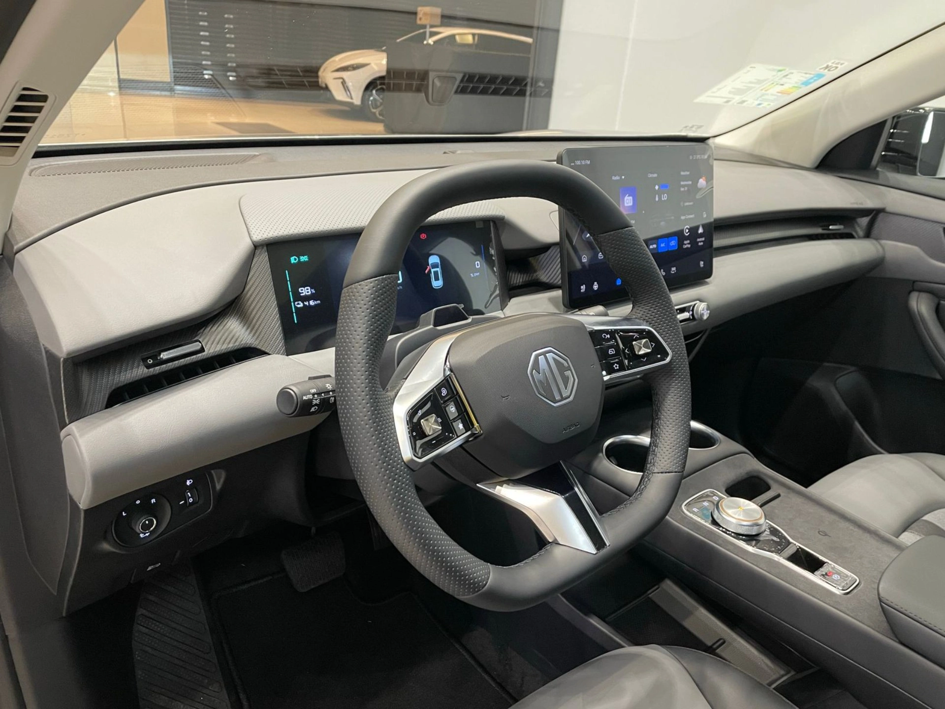 MG-S5-64 KW ELÉTRICO LUXURY