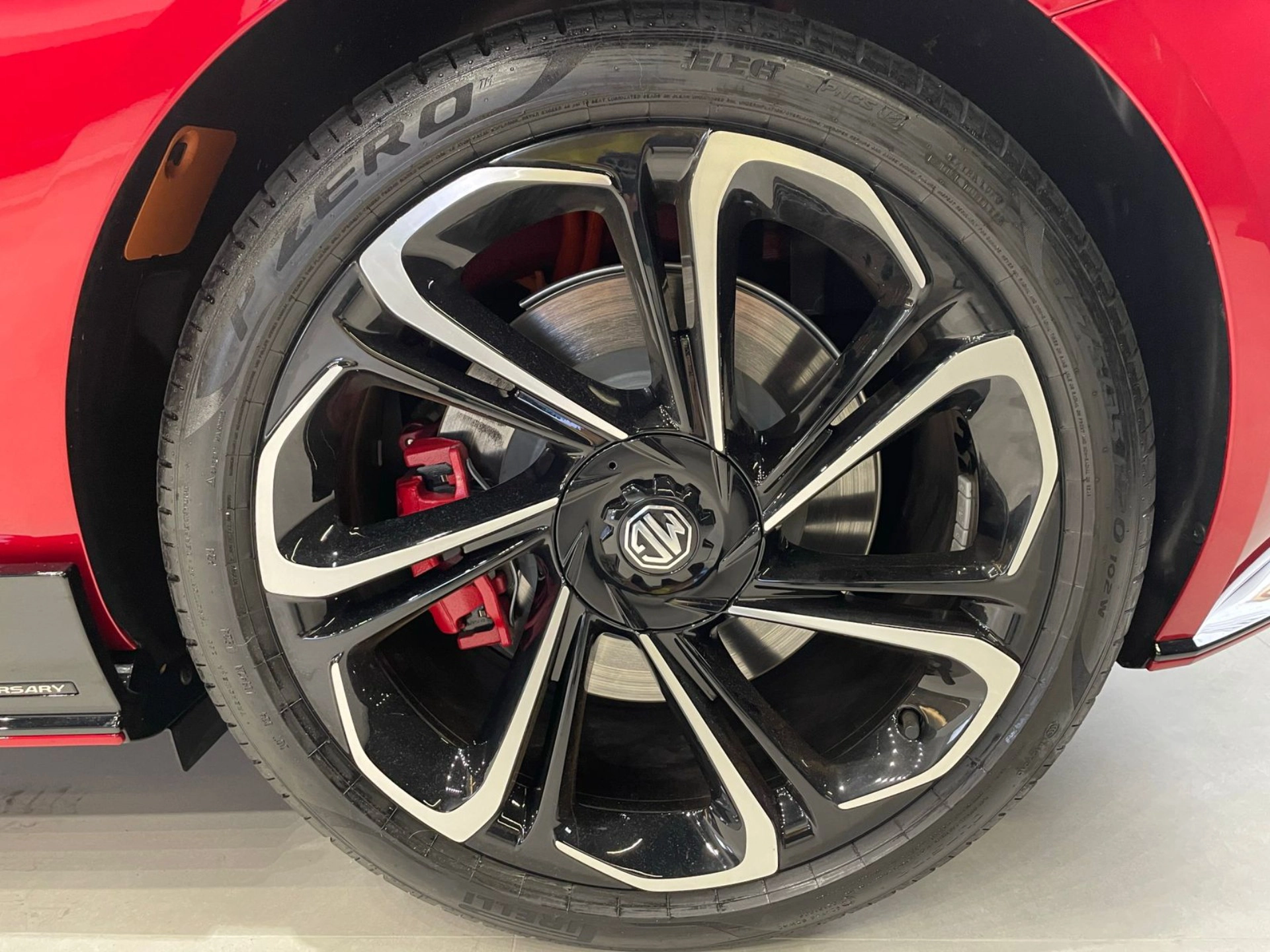 MG-CYBERSTER-77 KW ELÉTRICO GT AWD