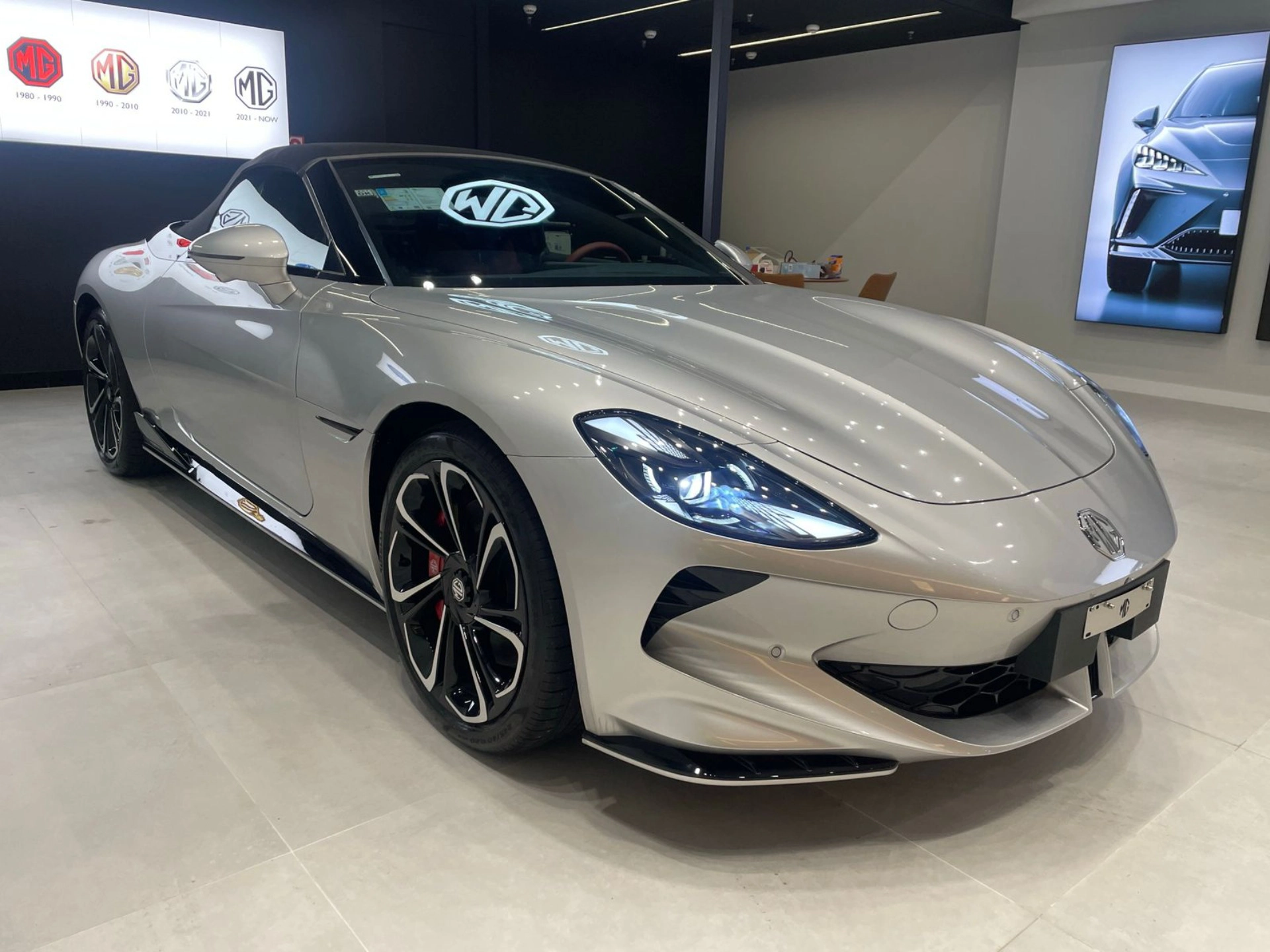 MG-CYBERSTER-77 KW ELÉTRICO GT AWD