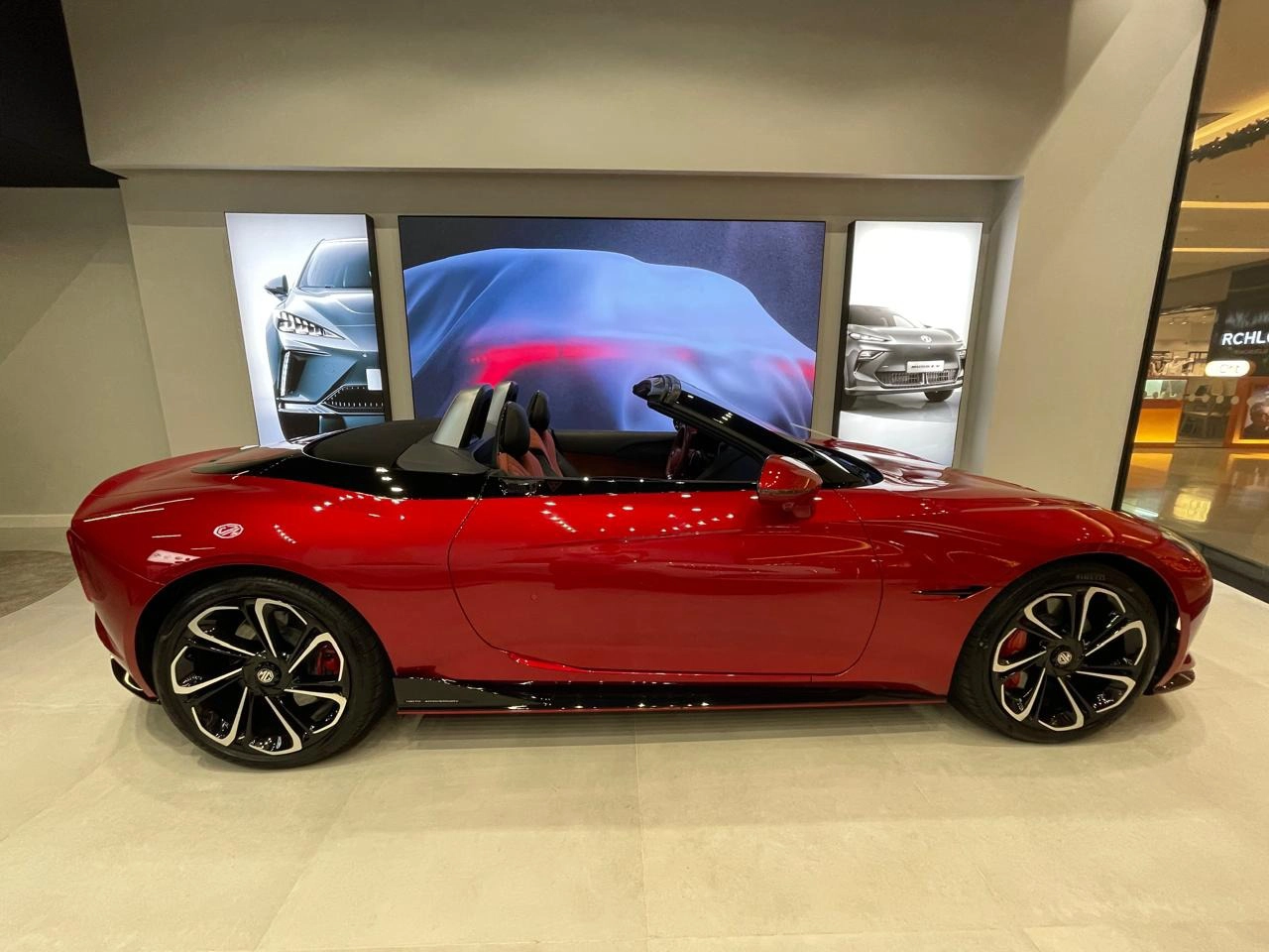 MG-CYBERSTER-77 KW ELÉTRICO GT AWD