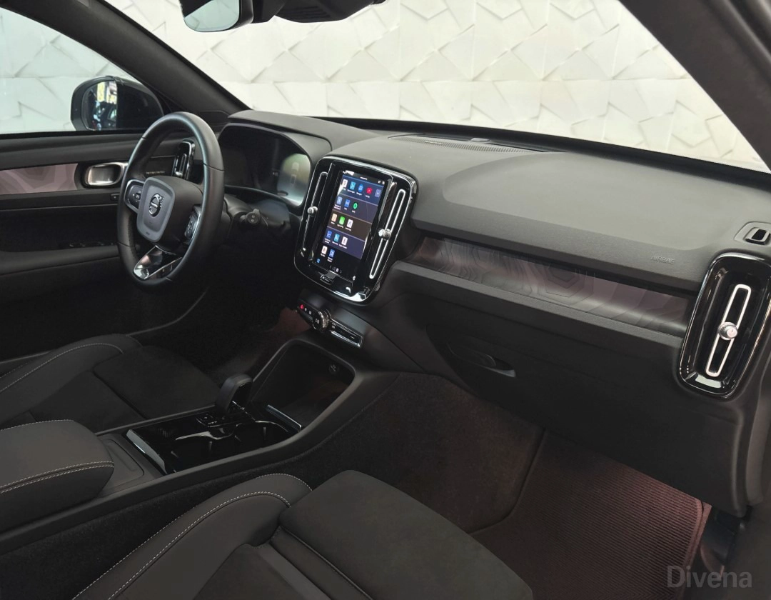 volvo XC40 P6 RECHARGE ELECTRIC PLUS 20239