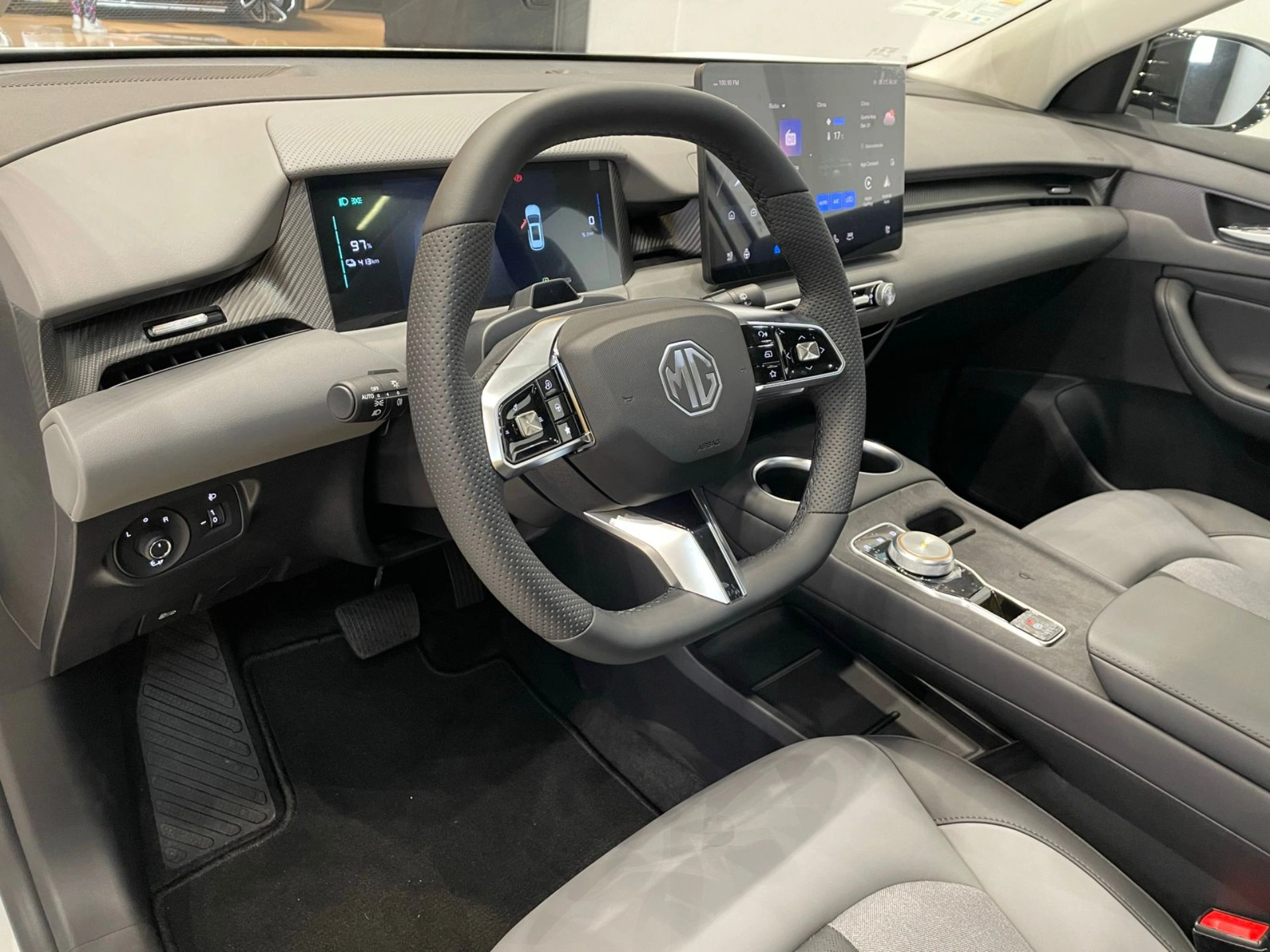 MG-S5-64 KW ELÉTRICO LUXURY