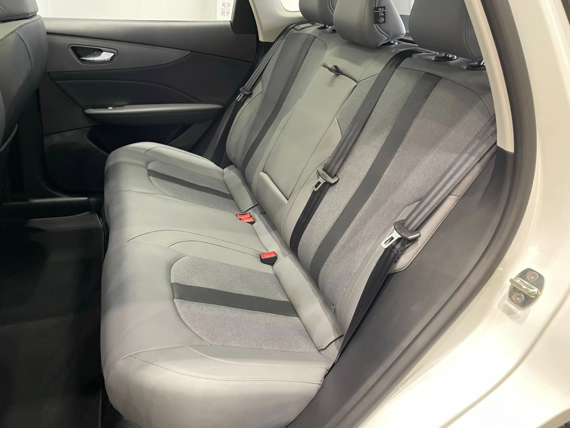 MG-S5-64 KW ELÉTRICO LUXURY