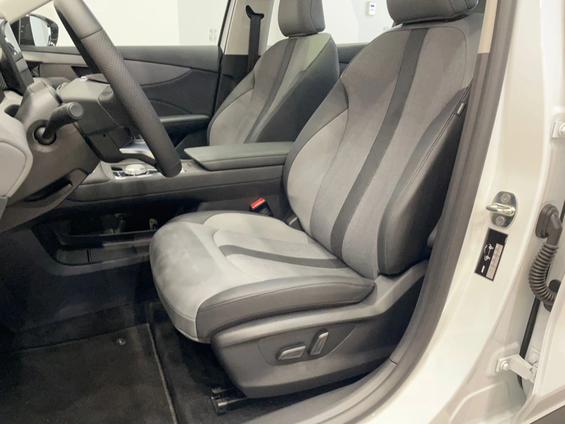 MG-S5-64 KW ELÉTRICO LUXURY