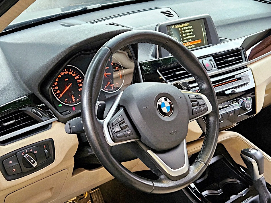 bmw X1 2.0 16V TURBO ACTIVEFLEX SDRIVE20I X-LINE 4P AUTOMÁTICO 201816