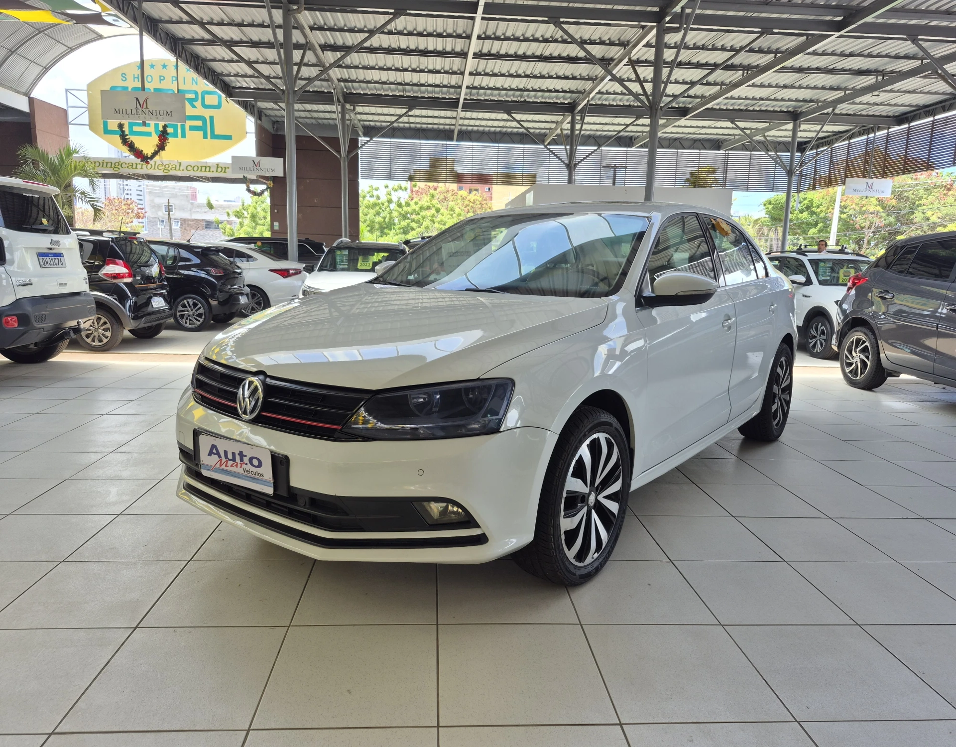 Volkswagen Jetta 2.0 TSI HIGHLINE 211CV GASOLINA 4P TIPTRONIC 2016