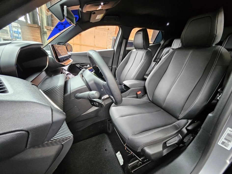 peugeot 2008 1.0 TURBO 200 FLEX ALLURE CVT 20253