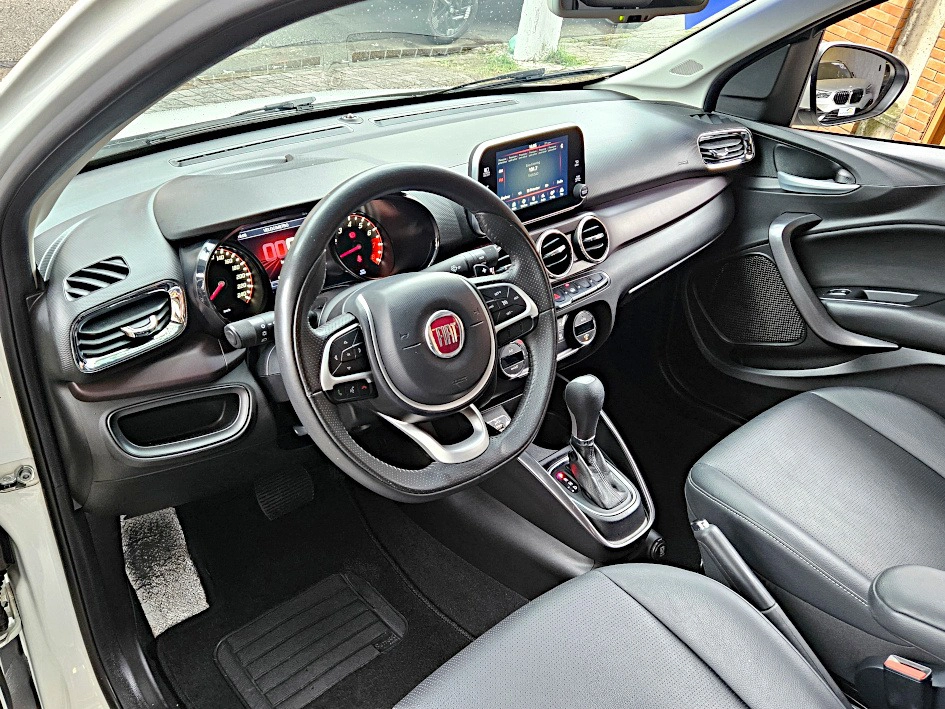 fiat CRONOS 1.8 E.TORQ FLEX PRECISION AT6 201919