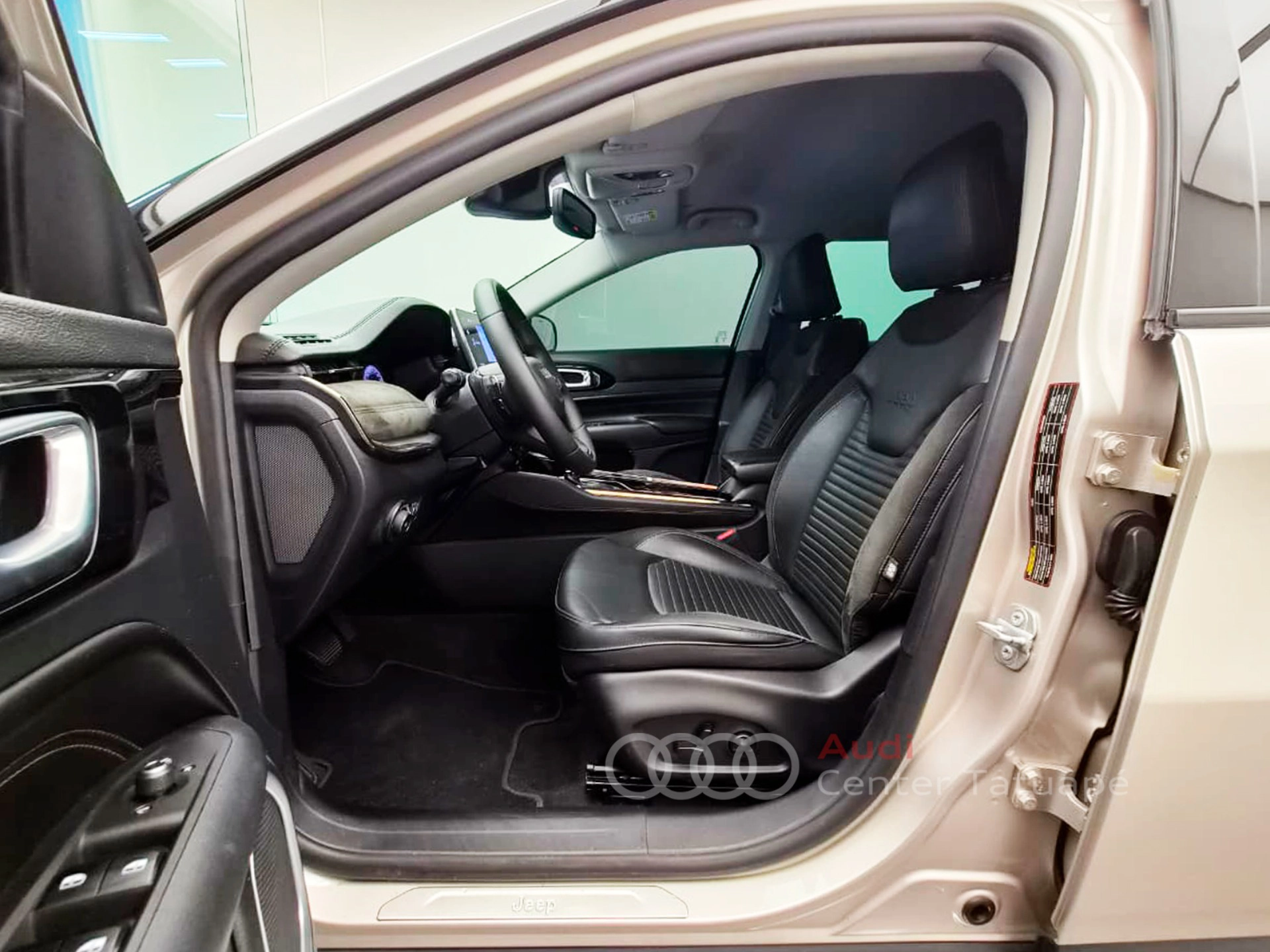 jeep COMMANDER 1.3 T270 TURBO FLEX LIMITED AT6 20239