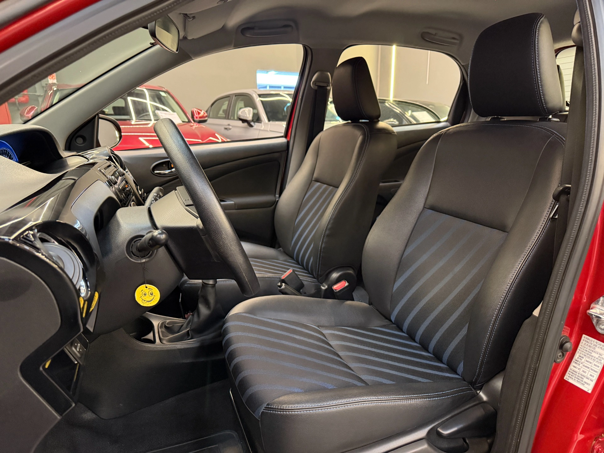 toyota ETIOS 1.5 XS 16V FLEX 4P MANUAL 201514