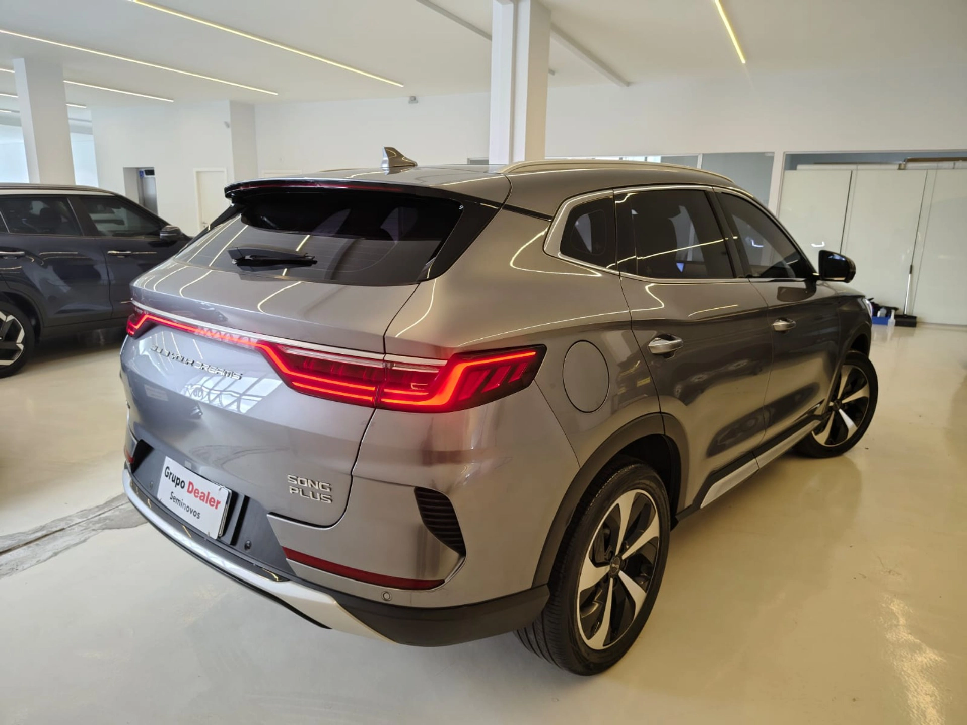 byd SONG PLUS 1.5 DM-I HÍBRIDO AUTOMÁTICO 20243