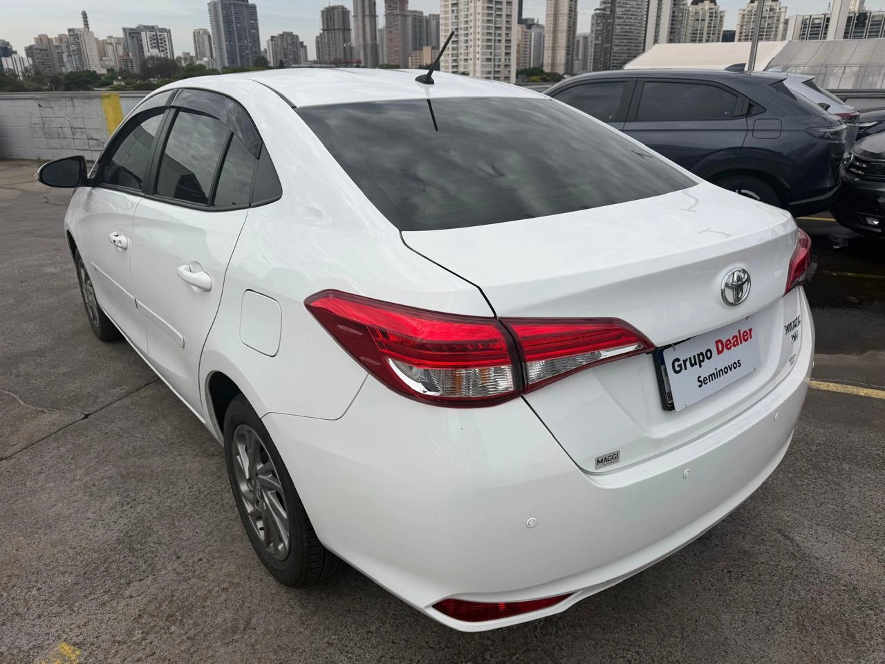 toyota YARIS 1.5 16V FLEX SEDAN XS MULTIDRIVE 20255