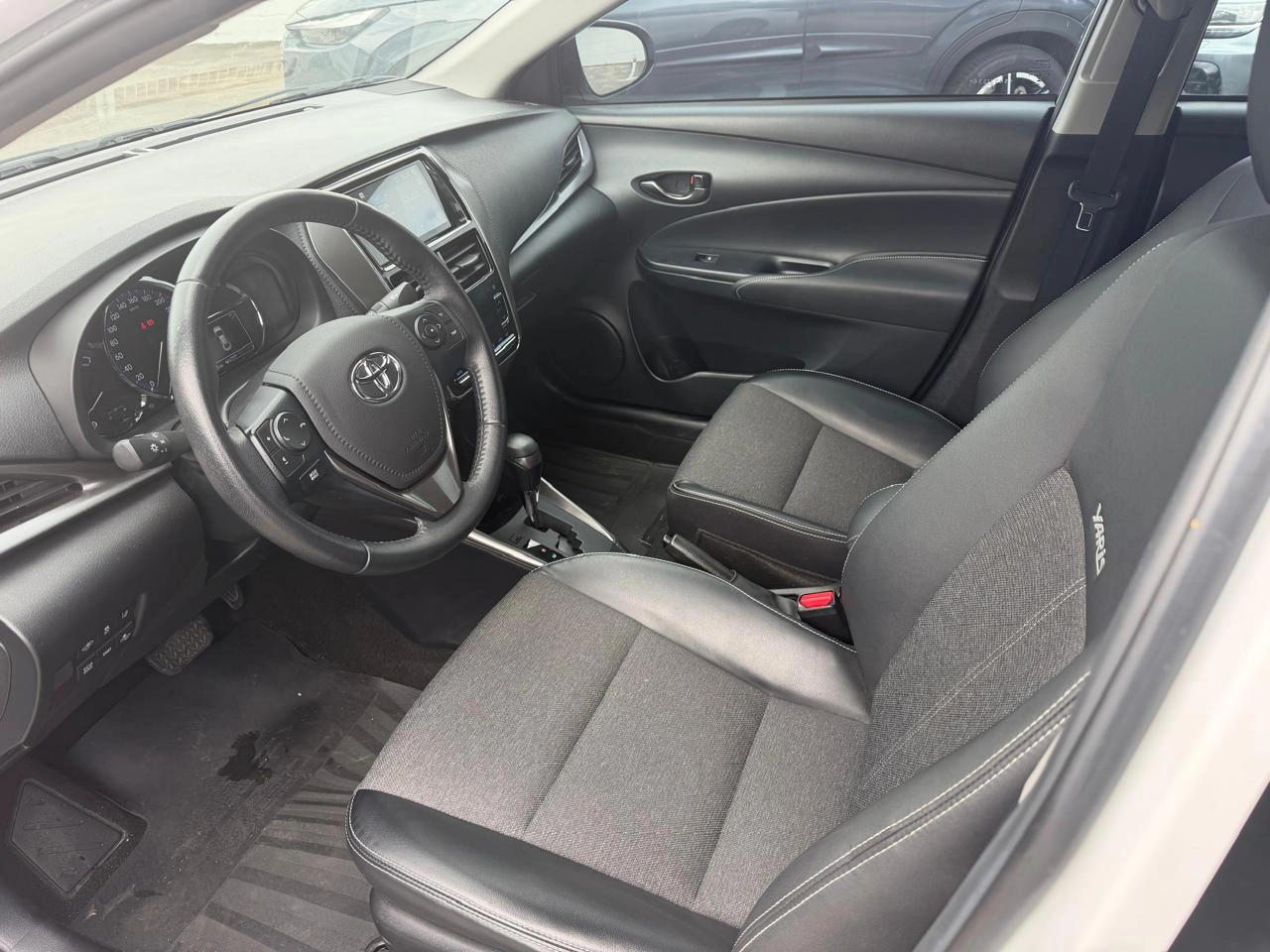 toyota YARIS 1.5 16V FLEX SEDAN XS MULTIDRIVE 202510