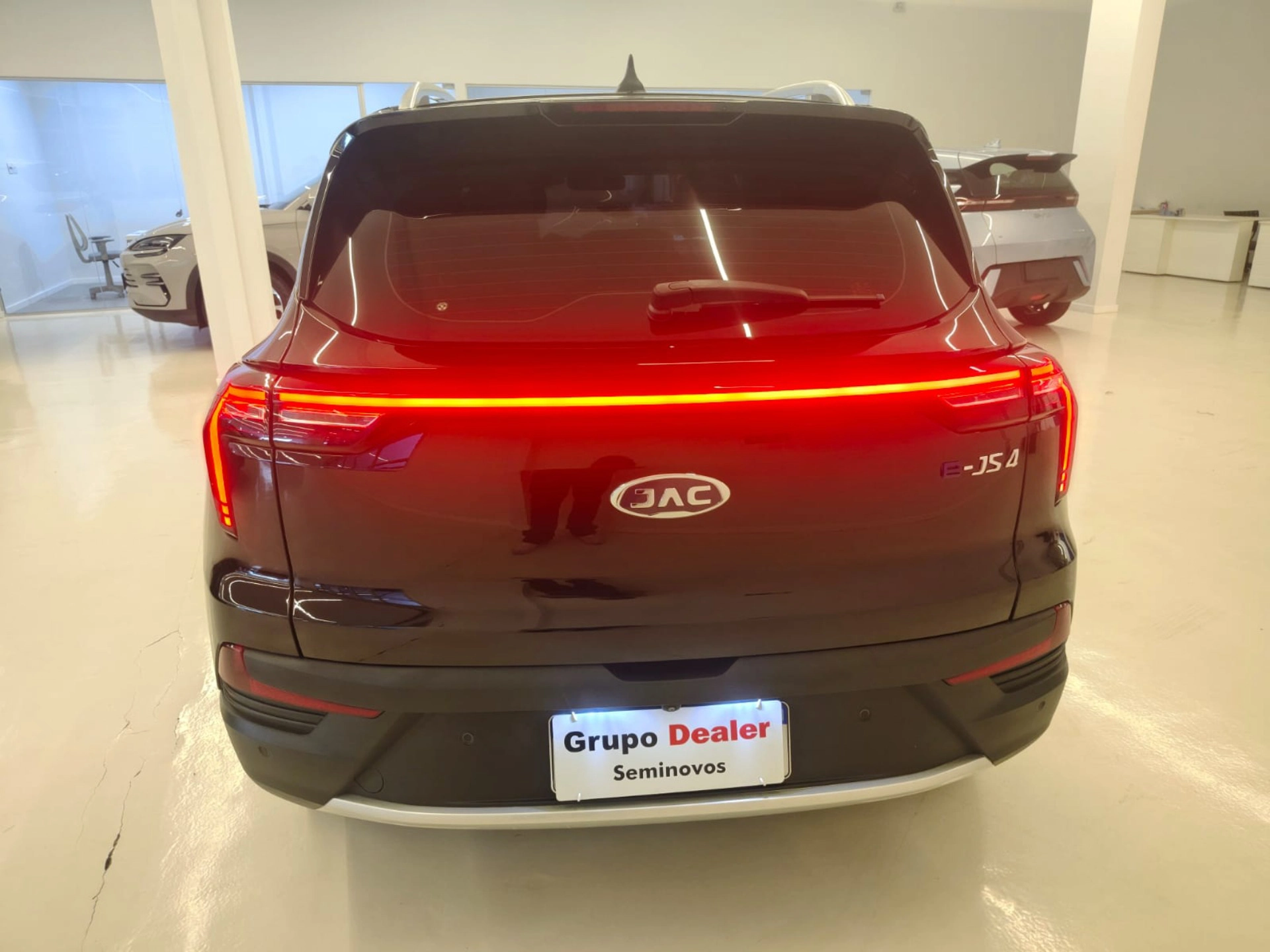 jac E-JS4 ELÉTRICO AUTOMÁTICO 20234