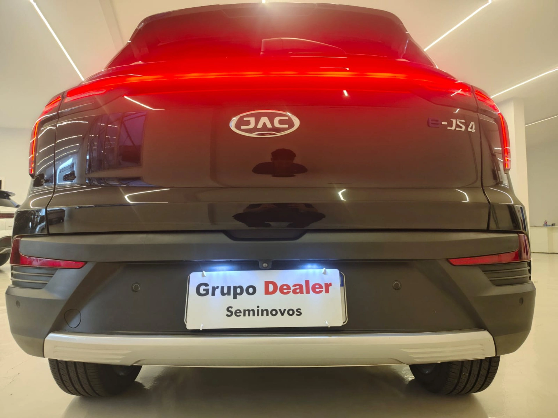 jac E-JS4 ELÉTRICO AUTOMÁTICO 20236